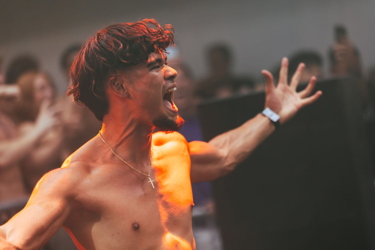 Loading... just a sec